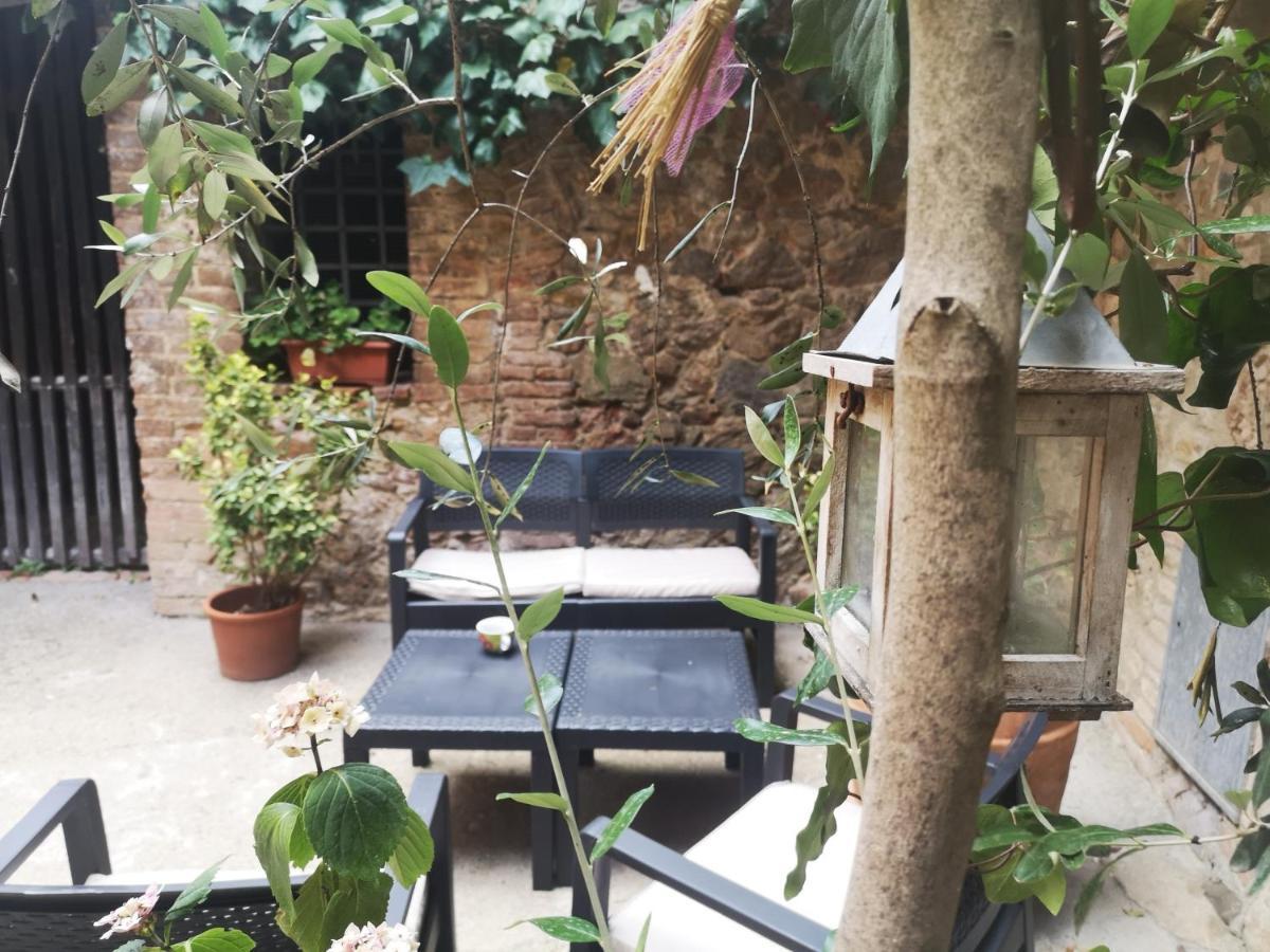 Antico Borgo Di Torri Bed & Breakfast Sovicille Bagian luar foto