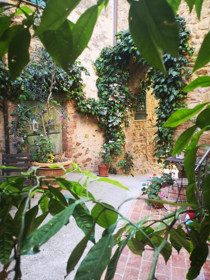 Antico Borgo Di Torri Bed & Breakfast Sovicille Bagian luar foto